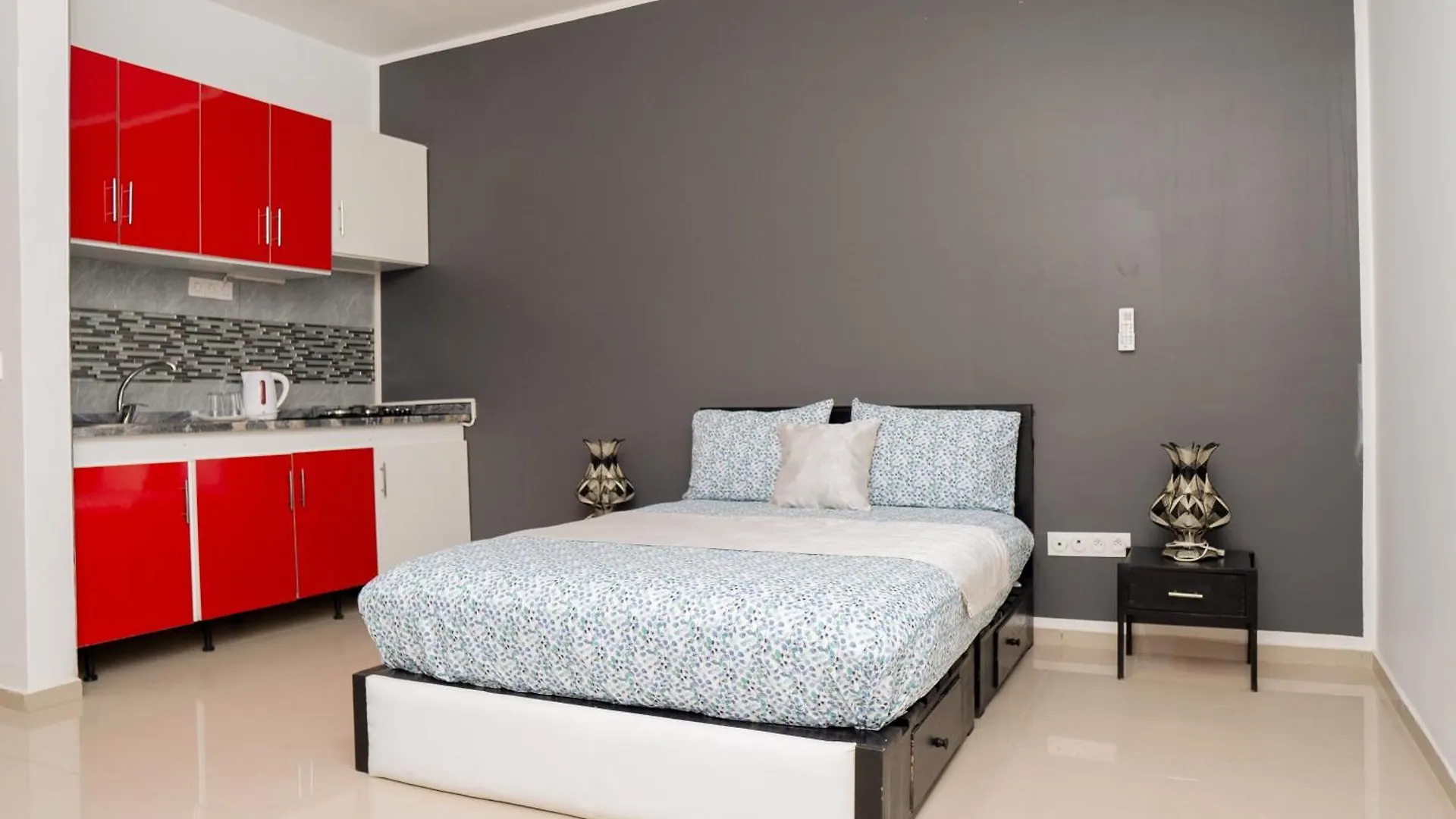 טאראפל J Martins Aparthotel